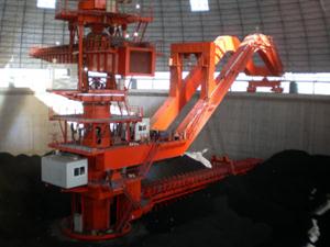 顶堆侧取堆取料机